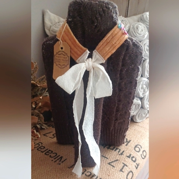 Upcycled Chocker Necklace: - Picture 5 of 9